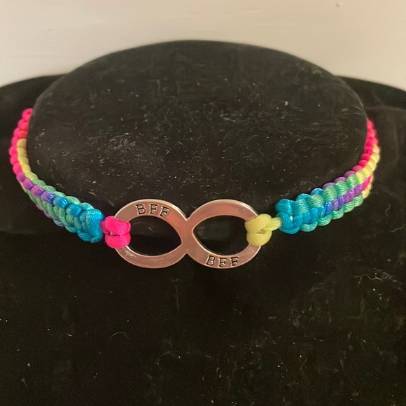 12” adjustable woven necklace w/best friends forever BFF silver tone pendant - Picture 1 of 13